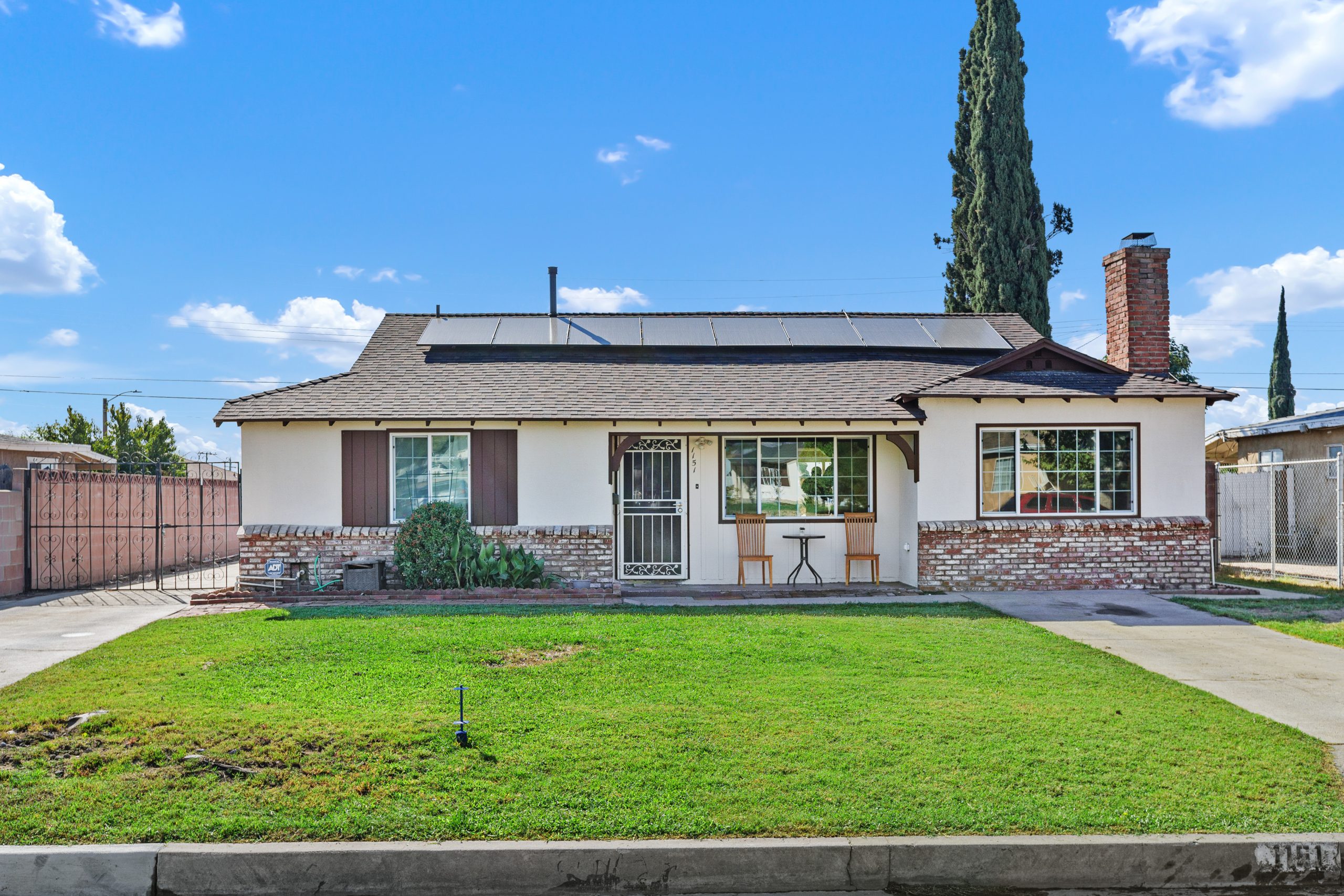 1151 E 33rd